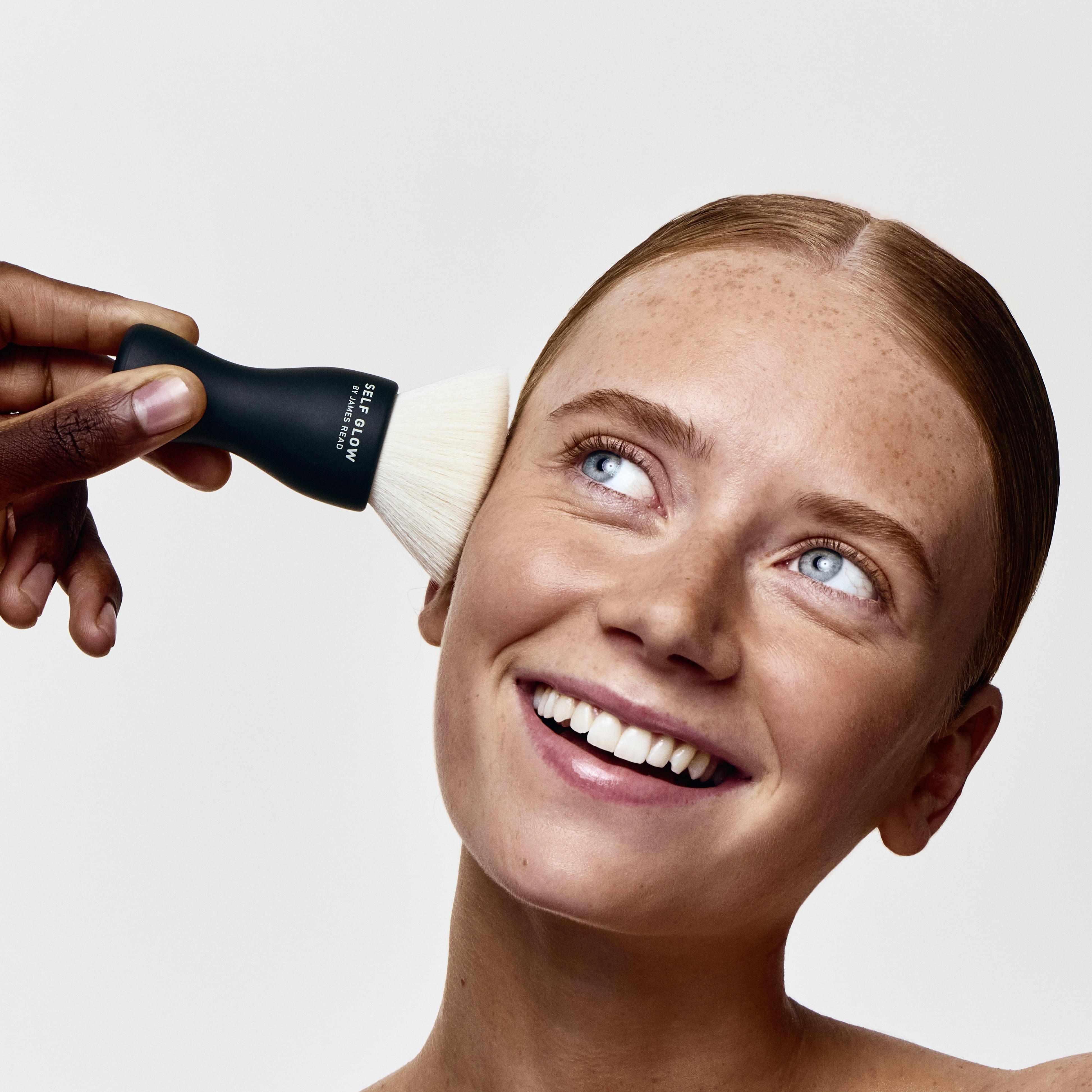 Sunbrush - Face & Body Glow Brush - Self Glow by James ReadSkincareJRGLOWBRUSH